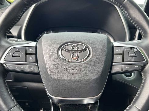 Used 2021 Toyota Highlander XSE image 34