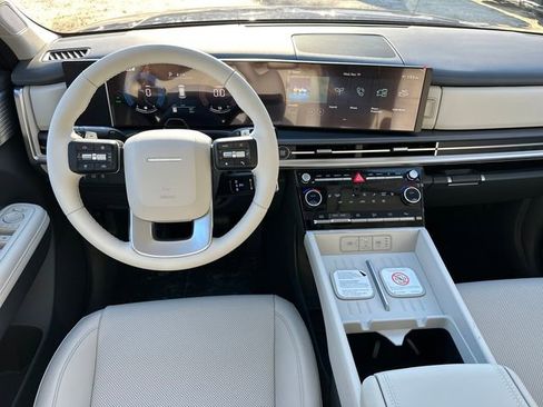 Certified 2026 Hyundai Santa Fe SEL image 9