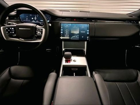 New 2026 Land Rover Range Rover SE image 6