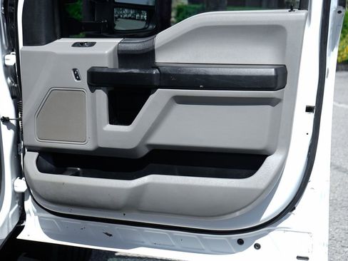 Used 2019 Ford F550 2WD Crew Cab Super Duty image 38