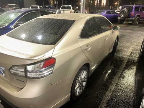Used 2011 Lexus HS 250h Premium image 3