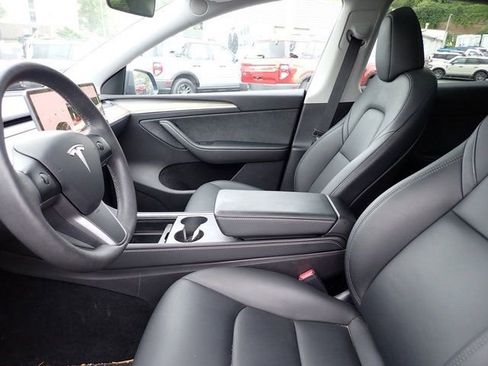 Used 2023 Tesla Model Y Long Range AWD/4WD image 11