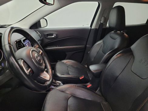 Used 2018 Jeep Compass Limited w/ Navigation Group FWD image 17