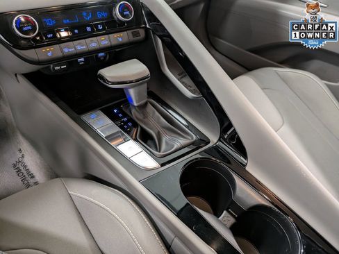 Used 2023 Hyundai Elantra SEL w/ Convenience Package image 15