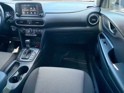 Used 2019 Hyundai Kona SEL image 17