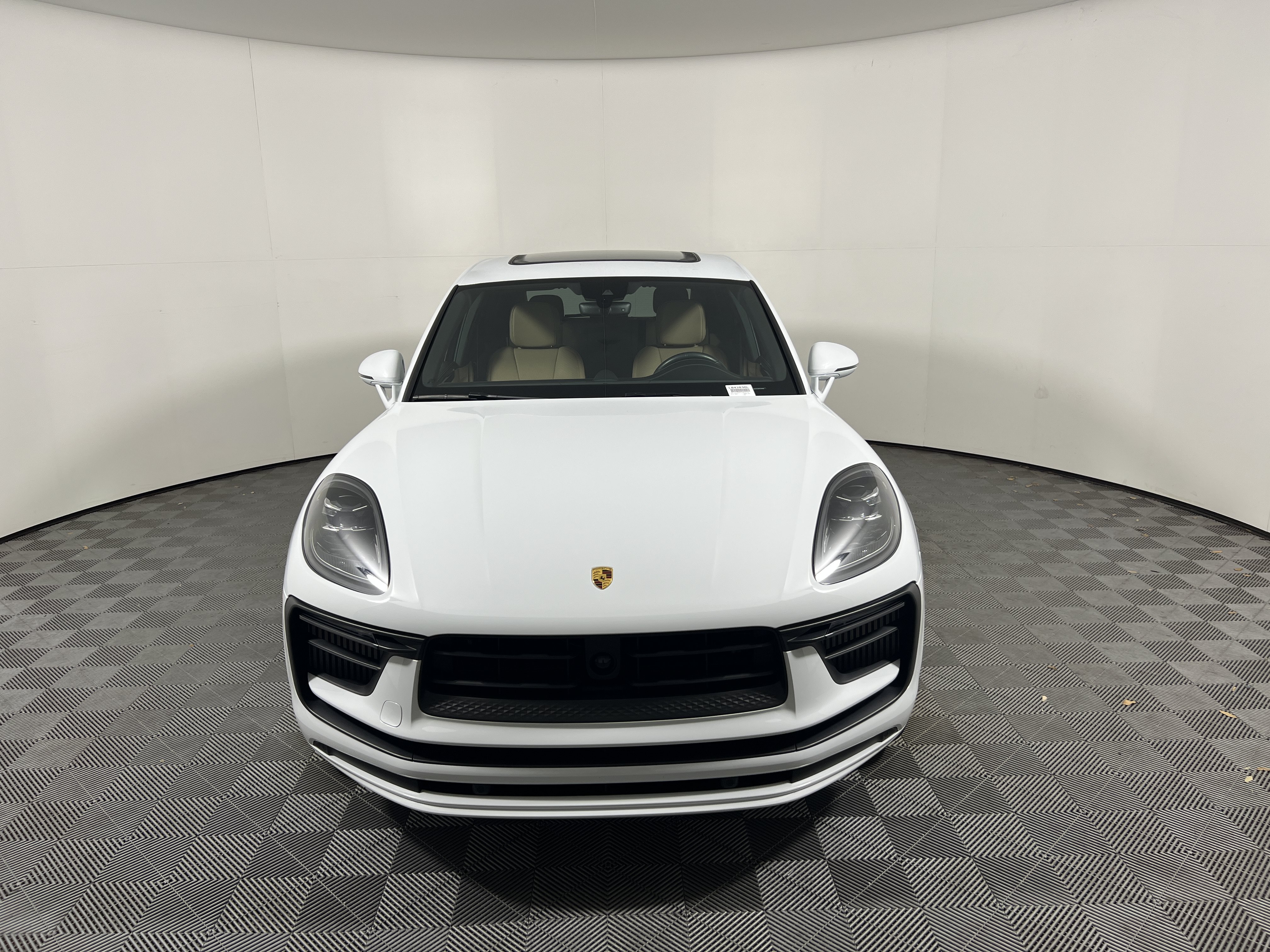 Certified 2026 Porsche Macan S AWD/4WD image 10
