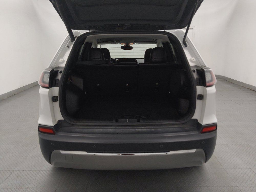 Used 2019 Jeep Cherokee Limited FWD image 29