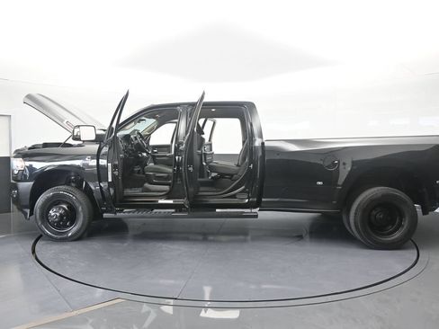 Used 2019 RAM 3500 Tradesman RWD image 76