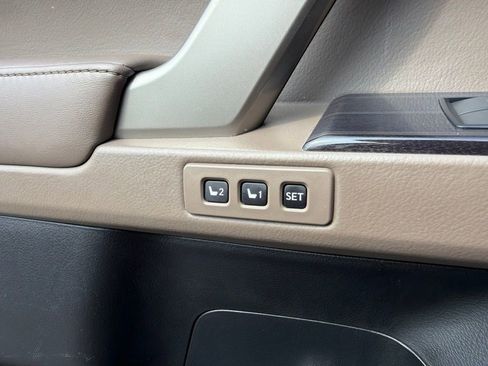 Used 2021 Lexus GX 460 Premium w/ Premium Package AWD/4WD image 18