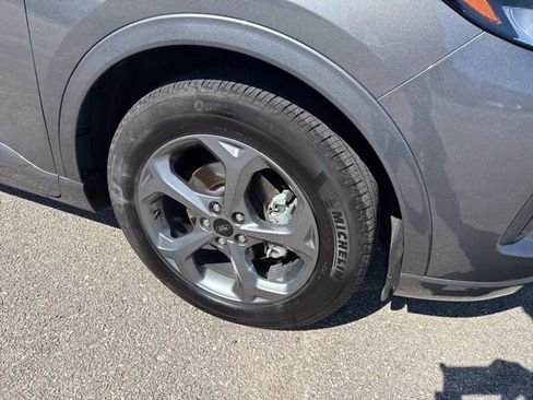 Used 2024 Ford Escape ST-Line image 7