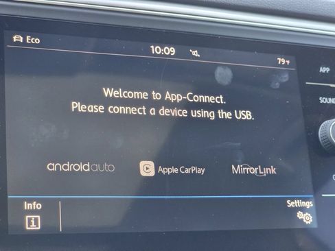 Used 2019 Volkswagen Atlas SE w/ Panoramic Sunroof Package AWD/4WD image 8
