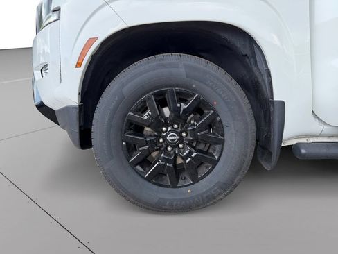 Used 2023 Nissan Frontier SV w/ Midnight Edition Package AWD/4WD image 25