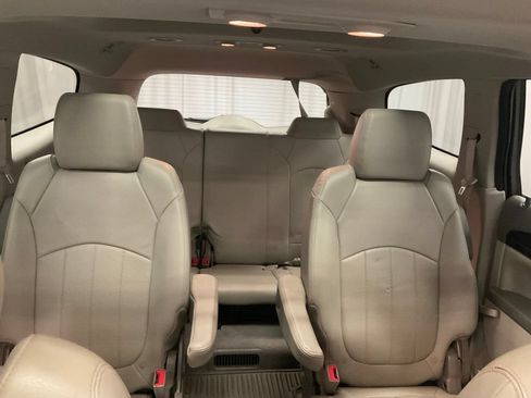 Used 2017 Buick Enclave Premium w/ Experience Buick Package AWD/4WD image 32