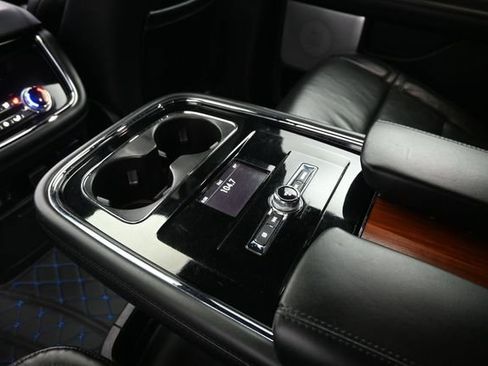 Used 2020 Lincoln Navigator Reserve w/ Luxury Package AWD/4WD image 24