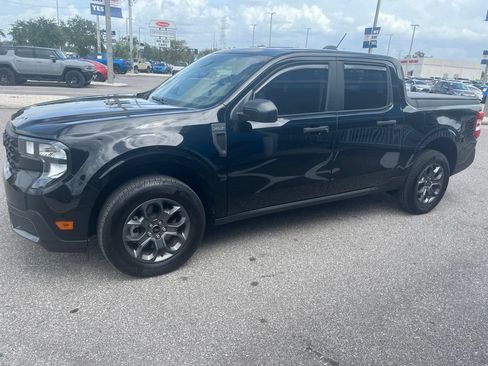 Used 2025 Ford Maverick XLT FWD image 3