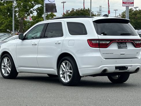 Used 2024 Dodge Durango GT RWD image 6