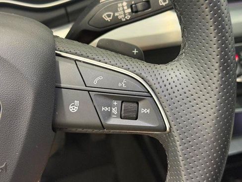 Certified 2025 Audi Q5 e Premium Plus w/ Premium Plus Package AWD/4WD image 15