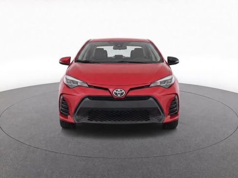 Used 2017 Toyota Corolla SE FWD image 2