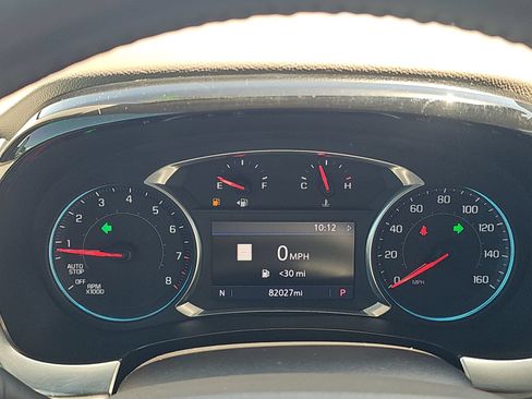 Used 2020 Chevrolet Traverse Premier FWD image 11