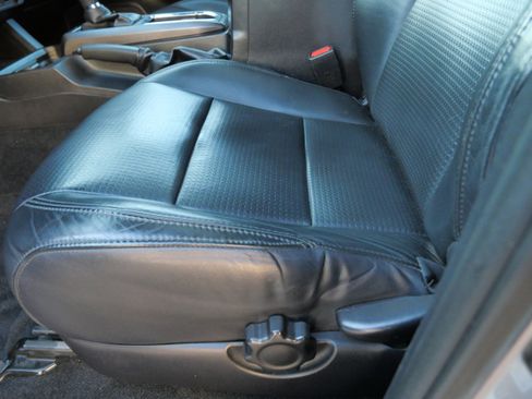 Certified 2018 Toyota Tacoma TRD Off-Road image 21