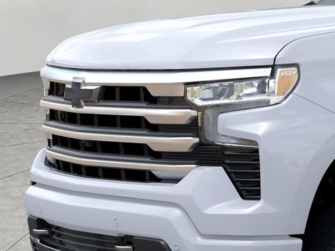 New 2026 Chevrolet Silverado 1500 High Country AWD/4WD image 13