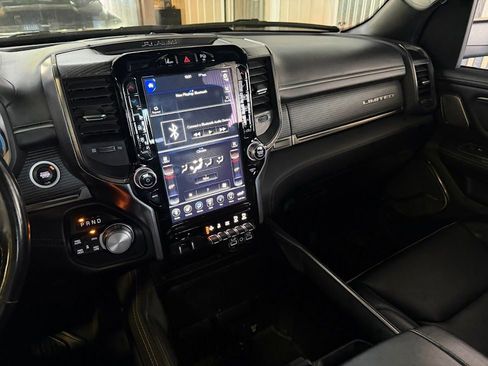 Used 2021 RAM 1500 Limited AWD/4WD image 16