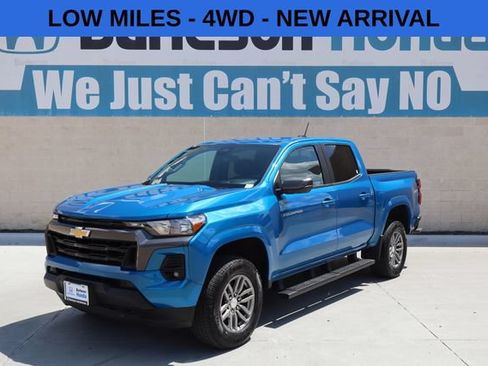 Used 2023 Chevrolet Colorado LT w/ LT Convenience Package AWD/4WD image 1