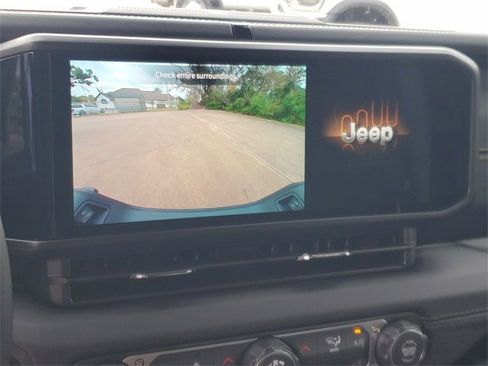 New 2026 Jeep Gladiator Sport image 24