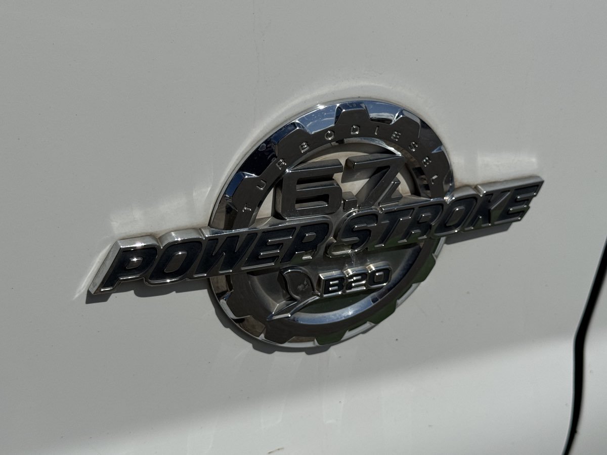 Used 2011 Ford F350 XLT w/ XLT Premium Pkg AWD/4WD image 5