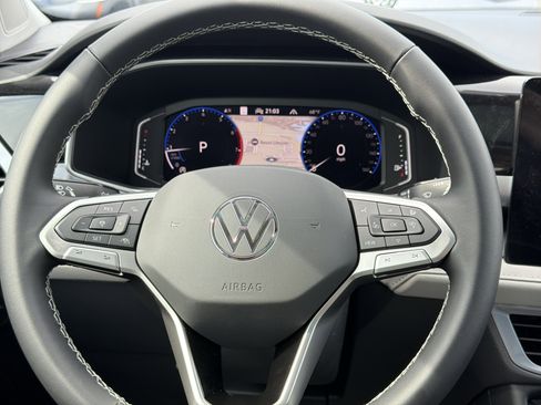 New 2026 Volkswagen Taos SEL AWD/4WD image 14