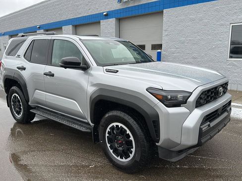 Used 2025 Toyota 4Runner TRD Off-Road Premium image 15