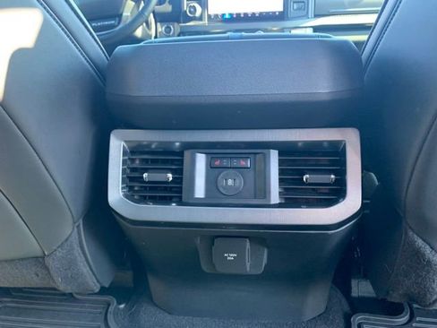New 2025 Ford F350 Platinum w/ FX4 Off-Road Package AWD/4WD image 31