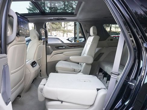 Used 2024 Cadillac Escalade Sport Platinum image 50