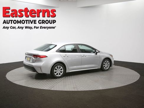 Used 2023 Toyota Corolla LE image 37