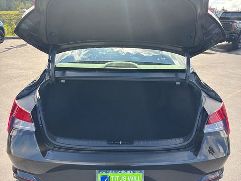 Used 2021 Hyundai Elantra SEL w/ Cargo Package FWD image 26