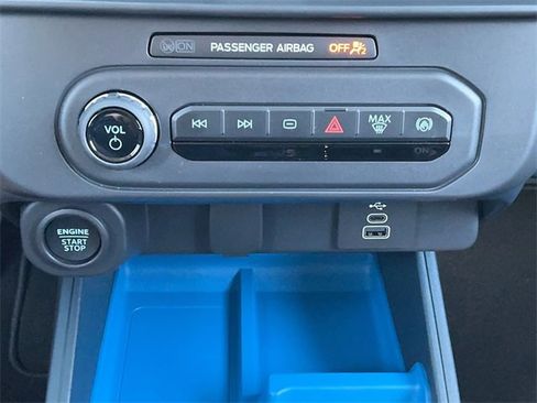 New 2025 Ford Maverick XLT w/ XLT Luxury Package image 18