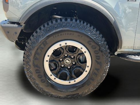 Certified 2023 Ford Bronco Badlands AWD/4WD image 29