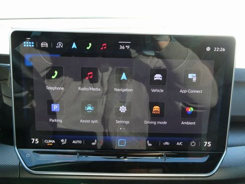 Used 2025 Volkswagen Golf w/ Euro Style Package image 28