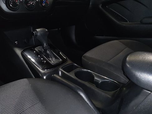 Used 2018 Kia Forte LX FWD image 26