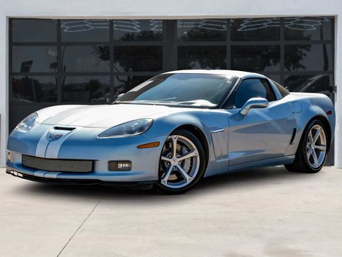 Used 2012 Chevrolet Corvette Grand Sport w/ 4LT Preferred Equipment Group image 1