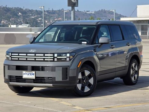 New 2026 Hyundai Santa Fe SE image 2