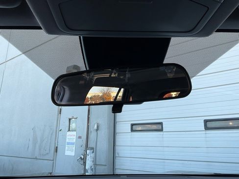 Used 2025 Toyota RAV4 XLE image 18