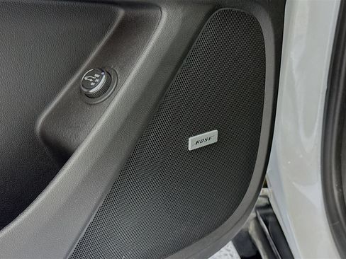 Used 2020 Chevrolet Traverse Premier w/ Redline Edition image 19