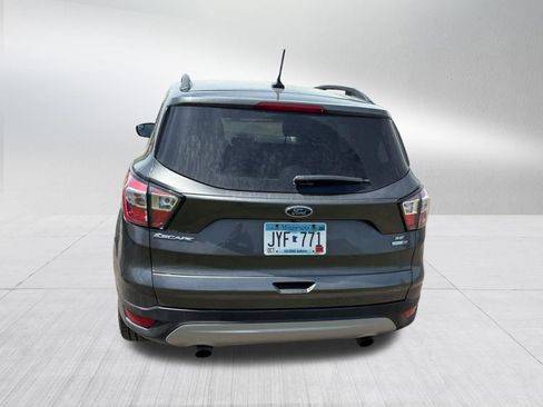 Used 2018 Ford Escape SE w/ SE Sync 3 Package AWD/4WD image 8