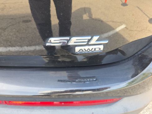 Used 2015 Ford Edge SEL w/ Equipment Group 201A image 11