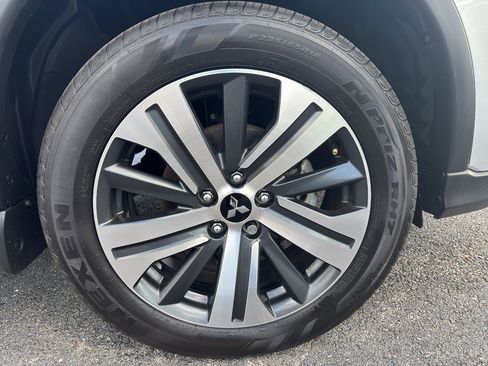 Used 2023 Mitsubishi Outlander Sport ES image 16