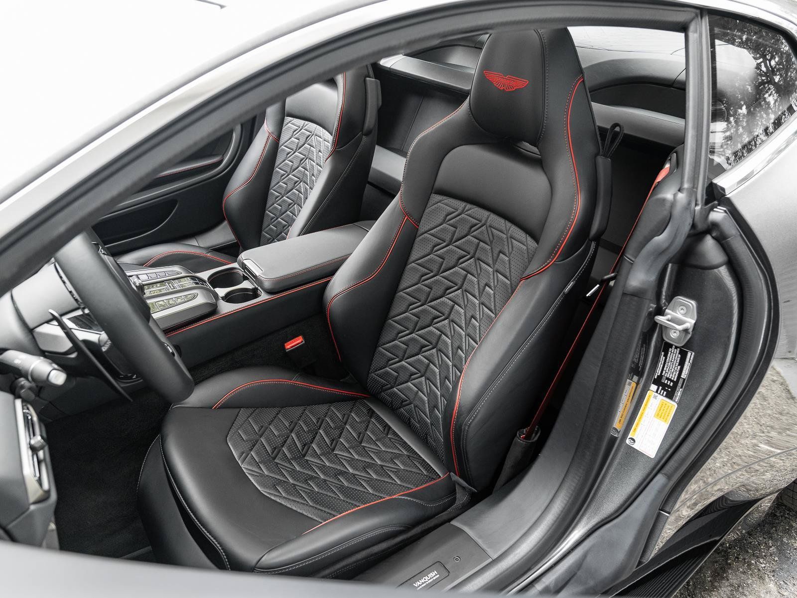 Used 2025 Aston Martin Vanquish RWD image 12