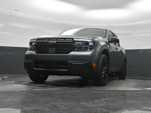 Used 2023 Ford Maverick Lariat w/ Lariat Luxury Package AWD/4WD image 29