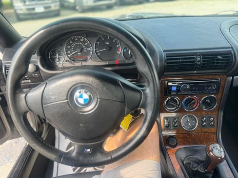Used 2002 BMW Z3 2.5i RWD image 19