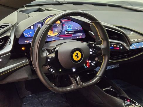 Used 2022 Ferrari SF90 Stradale AWD/4WD image 33